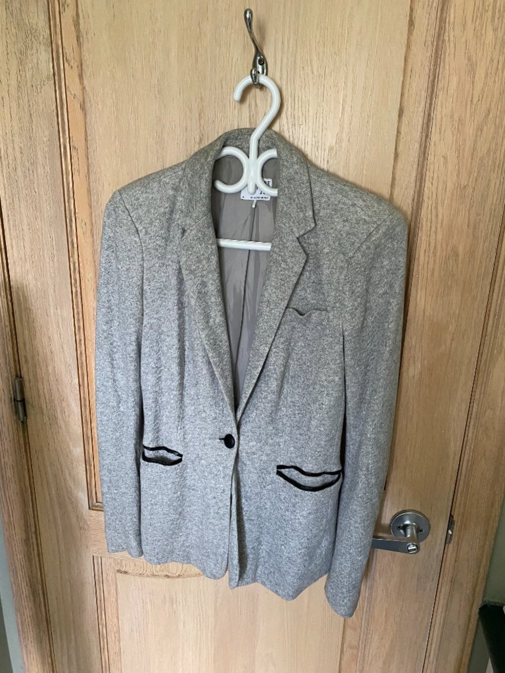 Grey blazer